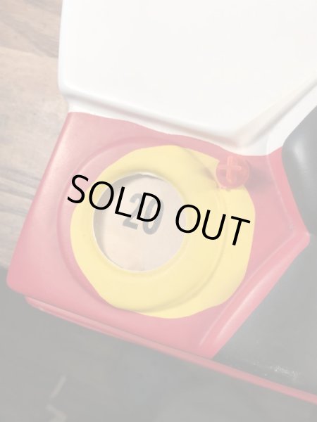 ハンナバーベラのヨギベアの60年代ビンテージボールトスゲーム