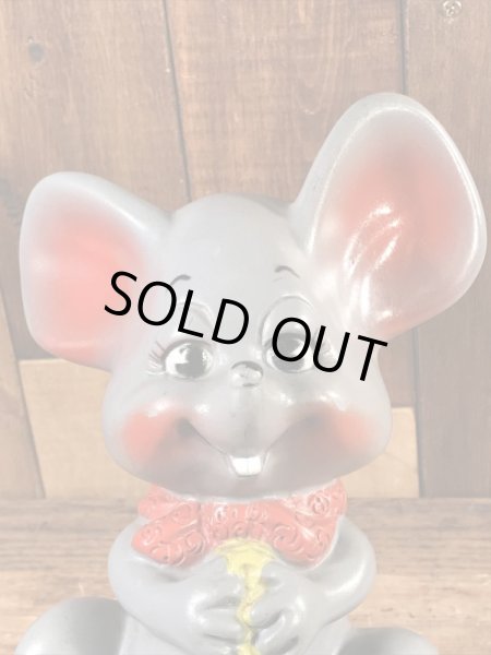 ラスベリー社製のネズミの70年代ビンテージ貯金箱フィギュア