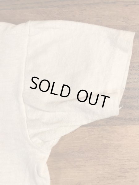 アドバタイジングキャラクターのマジックマウンテンの70年代ビンテージ子供用Tシャツ