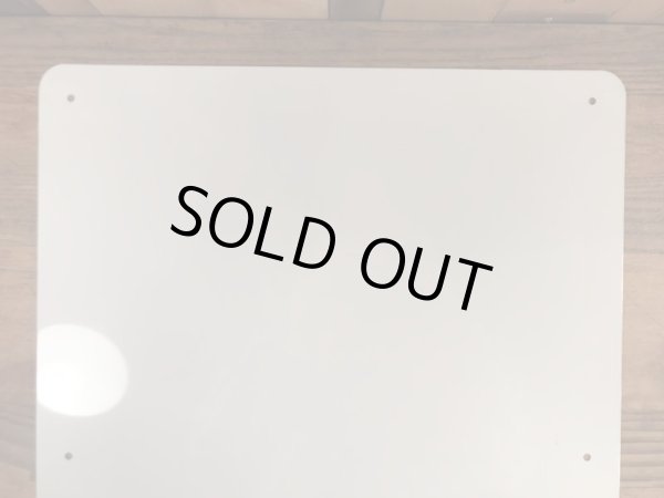 カリフォルニアレーズンで有名なサンメイドの80年代ビンテージ看板