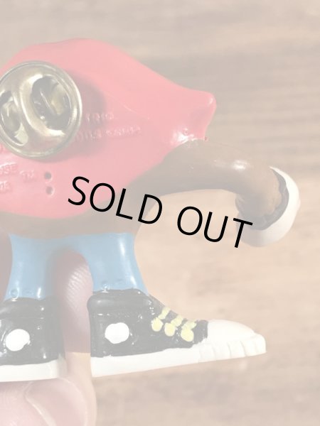 アドバタイジングキャラクターのタンリップスの80年代ビンテージピンバッジ