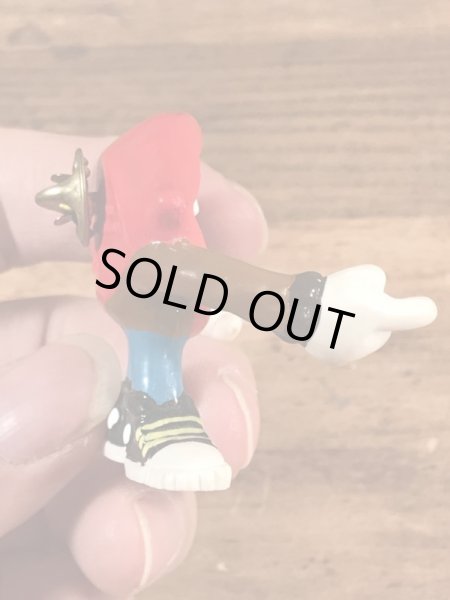 企業キャラクターのTang Lipsの80’sヴィンテージピンズ