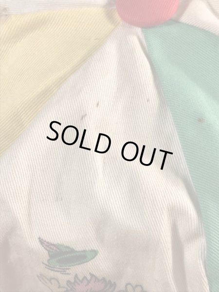 アドバタイジングキャラクターのマジックマウンテンの70年代ビンテージキャスケット