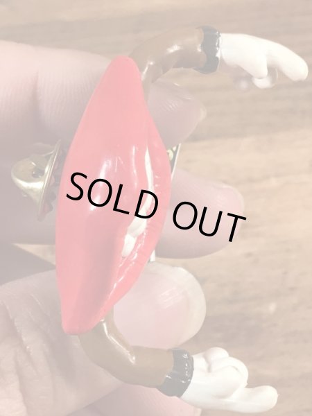 アドバタイジングキャラクターのタンリップスの80年代ビンテージピンバッジ