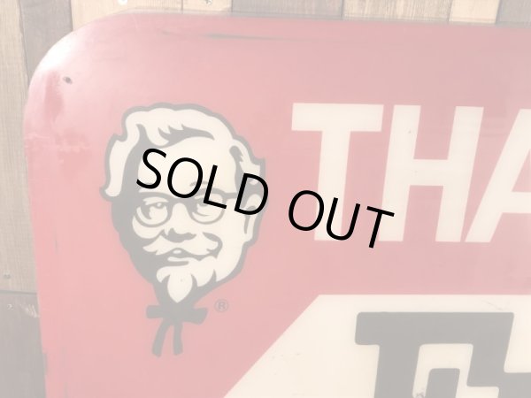 ケンタッキーフライドチキンのカーネルサンダースが描かれた70年代ビンテージ看板