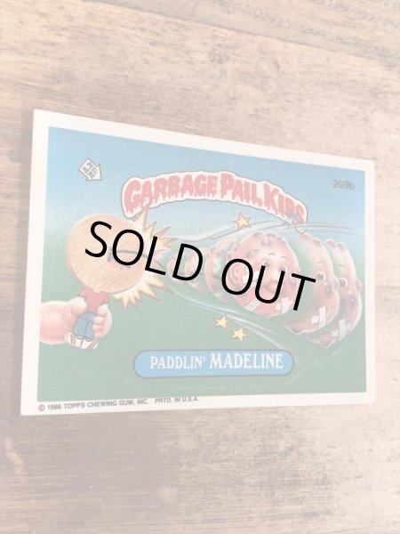 トップス社製のガーベッジペイルキッズの80年代ビンテージステッカーカード