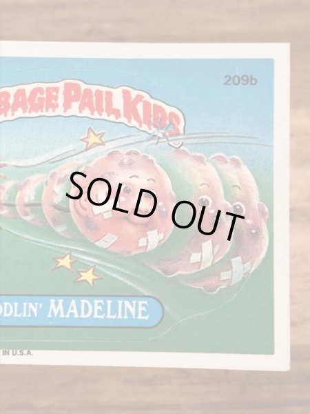 Topps社製のガーベッジペイルキッズの80’sヴィンテージカードシール