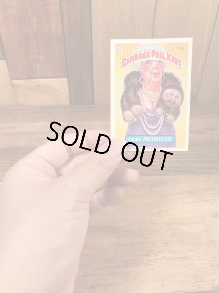 Topps社製のガーベッジペイルキッズの80’sヴィンテージステッカーカード