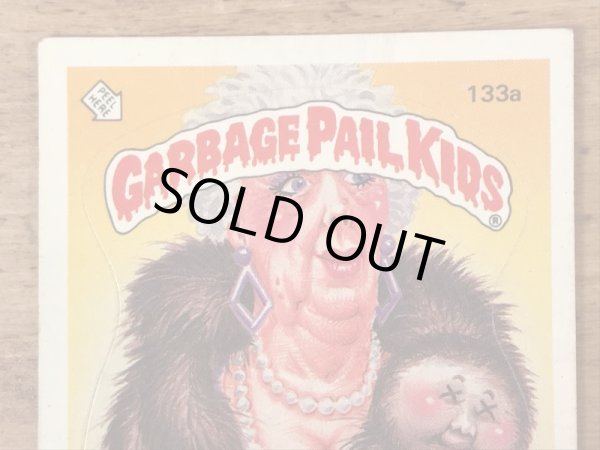 トップス社製のガーベッジペイルキッズの80年代ビンテージステッカーカード