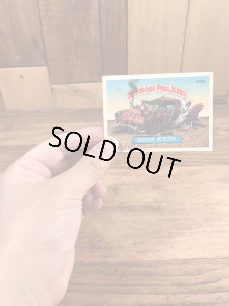 トップス社製のガーベッジペイルキッズの80年代ビンテージステッカーカード