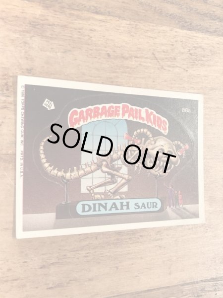 トップス社製のガーベッジペイルキッズの80年代ビンテージステッカーカード