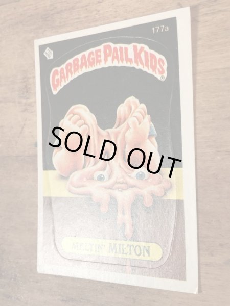 Topps社製のガーベッジペイルキッズの80’sヴィンテージカードシール