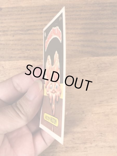 トップス社製のガーベッジペイルキッズの80年代ビンテージステッカーカード