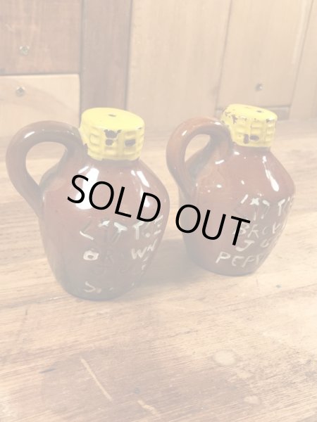 リトルブラウンジャグの陶器製の50〜60年代ビンテージ塩コショウ入れ