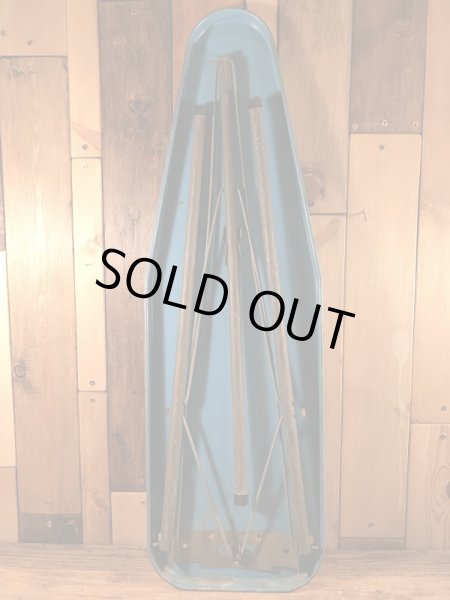 Tin製のフクロウが描かれた50〜60’sヴィンテージミニアイロン台