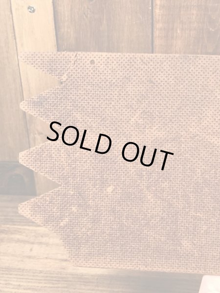 “Before You Louse It Up Thimk”のメッセージが書かれた木製の60年代ビンテージ壁掛け