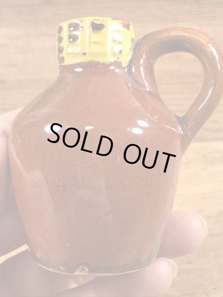 リトルブラウンジャグの陶器製の50〜60年代ビンテージ塩コショウ入れ