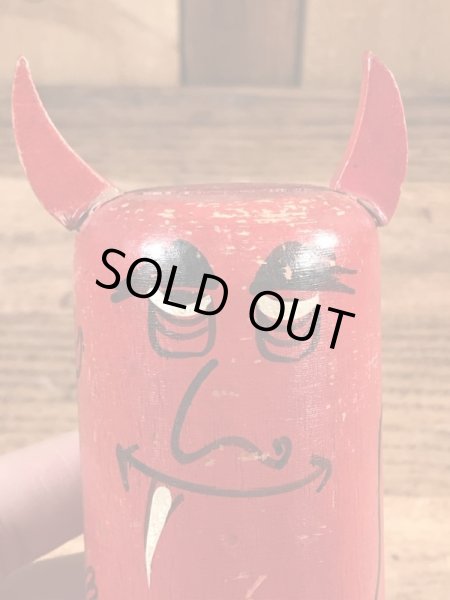 レッドデビルのポップシーズの60年代ビンテージウッドトイ