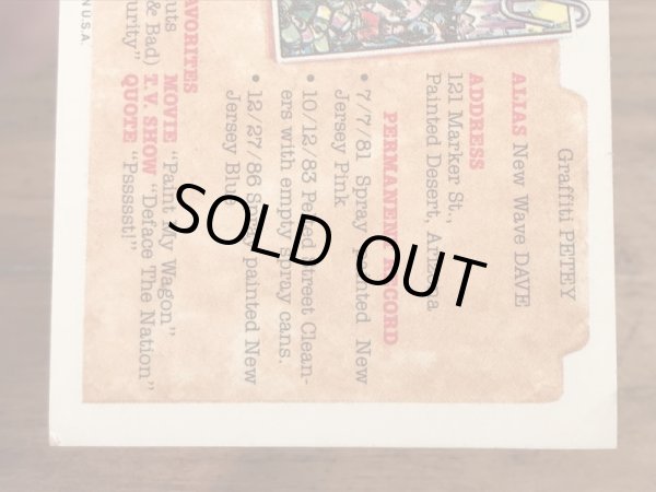 トップス社製のガーベッジペイルキッズの80年代ビンテージステッカーカード