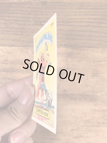 トップス社製のガーベッジペイルキッズの80年代ビンテージステッカーカード