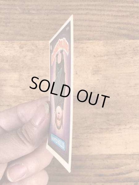 トップス社製のガーベッジペイルキッズの80年代ビンテージステッカーカード