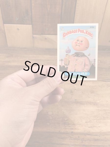 トップス社製のガーベッジペイルキッズの80年代ビンテージステッカーカード