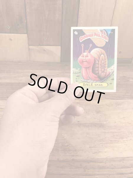 トップス社製のガーベッジペイルキッズの80年代ビンテージステッカーカード