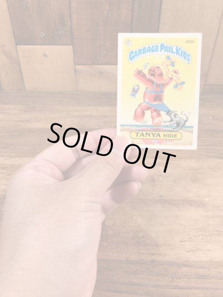 トップス社製のガーベッジペイルキッズの80年代ビンテージステッカーカード