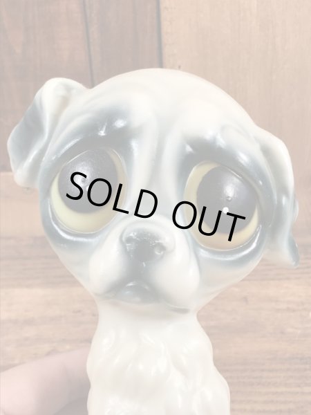 ビッグアイズのサッドドッグの60年代ビンテージ置物