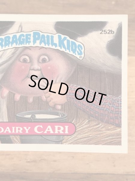 Topps社製のガーベッジペイルキッズの80’sヴィンテージカードシール