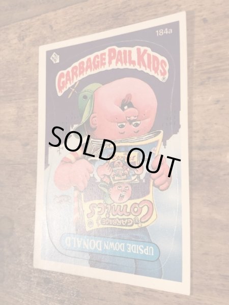 Topps社製のガーベッジペイルキッズの80’sヴィンテージカードシール