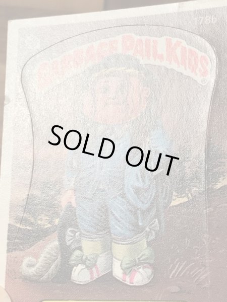 トップス社製のガーベッジペイルキッズの80年代ビンテージステッカーカード