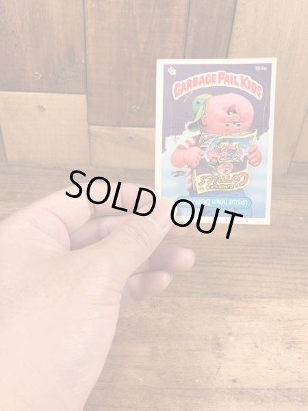 トップス社製のガーベッジペイルキッズの80年代ビンテージステッカーカード