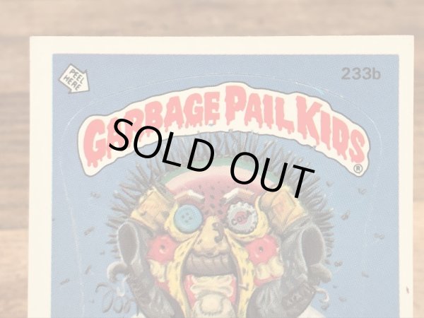 トップス社製のガーベッジペイルキッズの80年代ビンテージステッカーカード