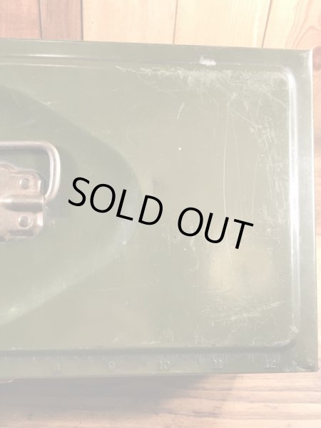 Union Steel Chest社製のアーミーグリーンの50〜60’sヴィンテージツールボックス