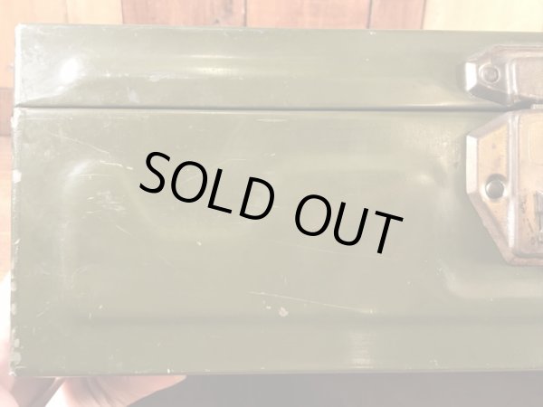 Union Steel Chest社製のアーミーグリーンの50〜60’sヴィンテージツールボックス