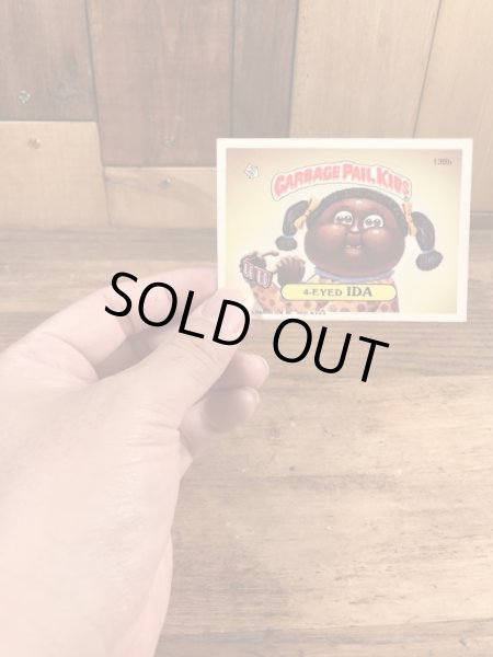 Topps社製のガーベッジペイルキッズの80’sヴィンテージカードシール