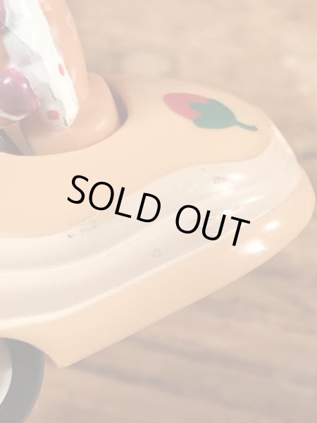 アイホップパンケーキのスージーストロベリーの90年代ビンテージミールトイ