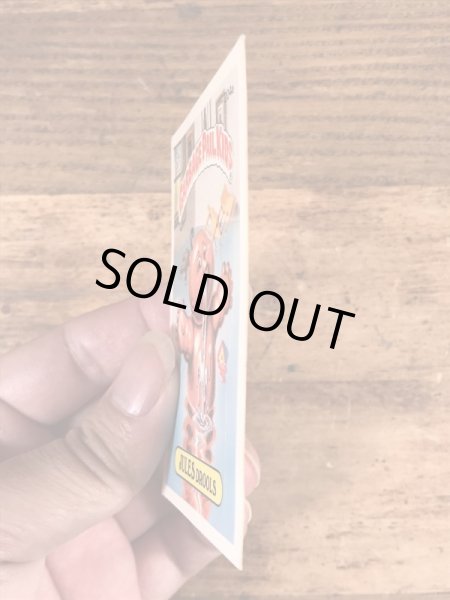 トップス社製のガーベッジペイルキッズの80年代ビンテージステッカーカード