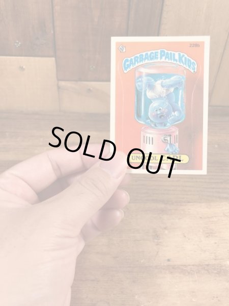 Topps社製のガーベッジペイルキッズの80’sヴィンテージカードシール