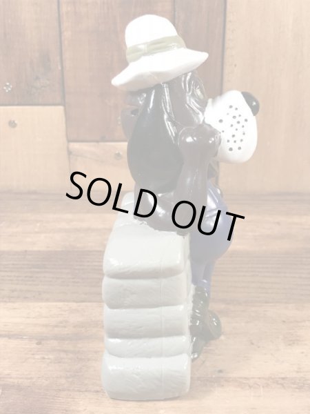 アドバタイジングキャラクターのチャッキーチーズの犬の80年代ビンテージ貯金箱フィギュア