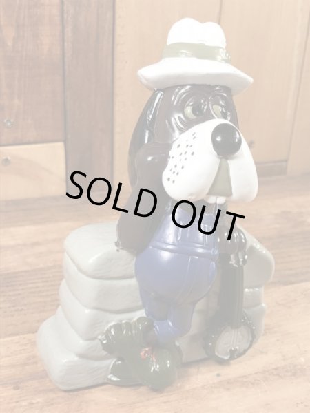 アドバタイジングキャラクターのチャッキーチーズの犬の80年代ビンテージ貯金箱フィギュア