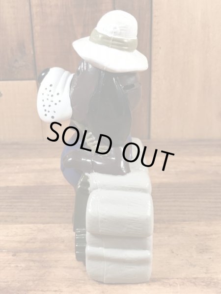 チャックイーチーズの企業キャラクター“Jasper T. Jowls”の80〜90’sヴィンテージコインバンクドール