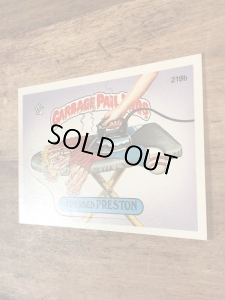 Topps社製のガーベッジペイルキッズの80’sヴィンテージカードシール