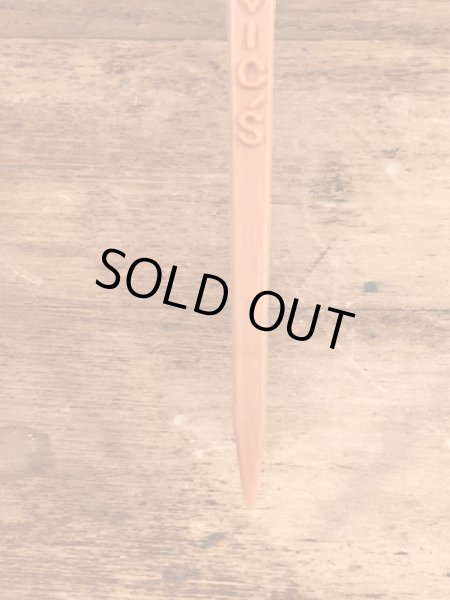 企業キャラクターのメネフネの70年代ビンテージマドラー