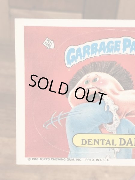 トップス社製のガーベッジペイルキッズの80年代ビンテージステッカーカード