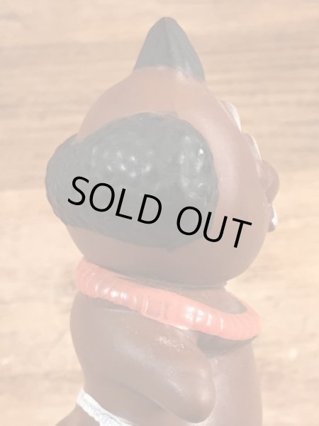 企業キャラクターのメネフネの70年代ビンテージビニールフィギュア