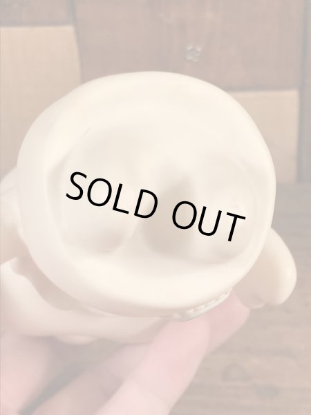 企業キャラクターのドゥーボーイのお母さんの70年代ビンテージソフビドール