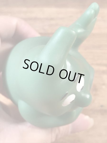 アドバタイジングキャラクターのActigallの90’sヴィンテージビニールフィギュア