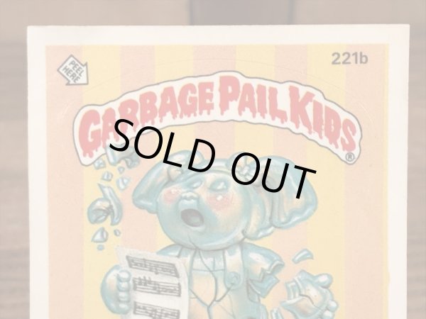 トップス社製のガーベッジペイルキッズの80年代ビンテージステッカーカード